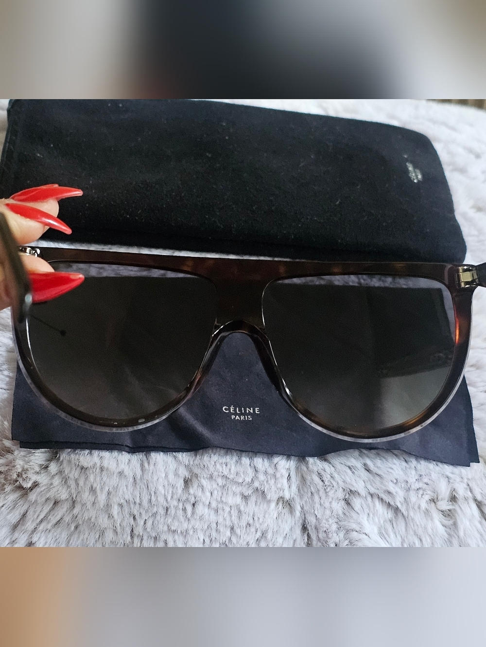 CÉLINE OVERSIZED TORTISE BROWN SUNGLASSES CL41435/S O86W2 EUC RETAIL $499 - Picture 5 of 7